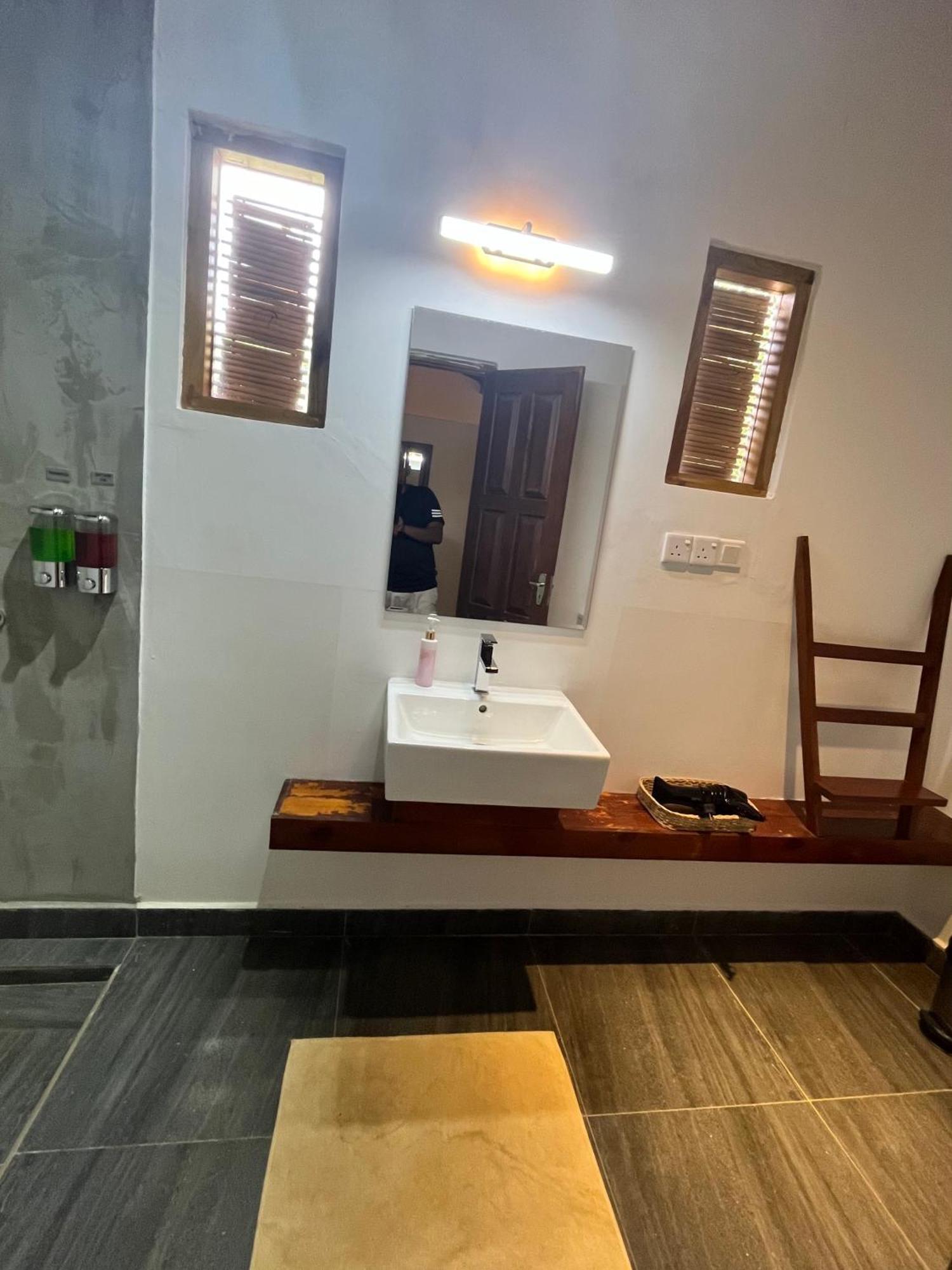Cloud Nine Wilpattu By Aaradhya Hotel Wanathavilluwa Bagian luar foto